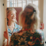 William Morris dames pyjama aardbeiendief marineblauw