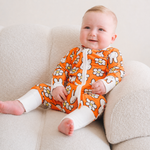 Baby in het ZIPSTER x nijntje Daisy Days bamboe-rompertje
