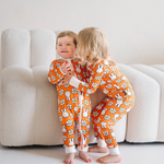 Baby in het ZIPSTER x nijntje Daisy Days bamboe-rompertje